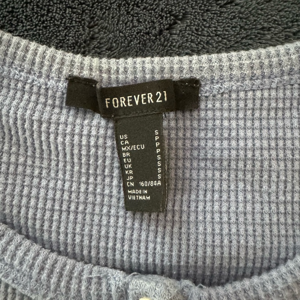 Small Gray Sweater - Picture 2 of 2